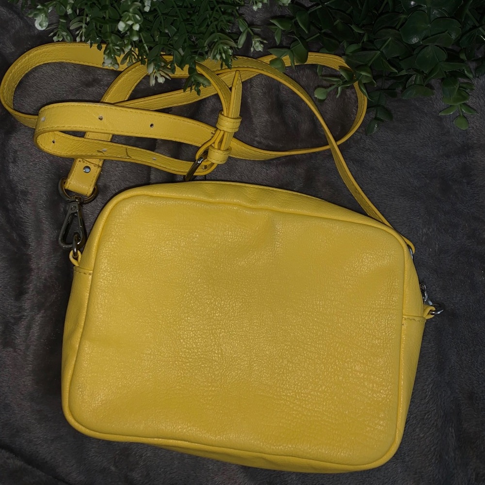 Forever 21 crossbody bag